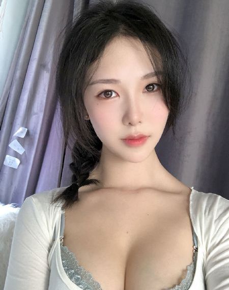 成熟女性毛茸茸撒尿_4K全集免费播放
