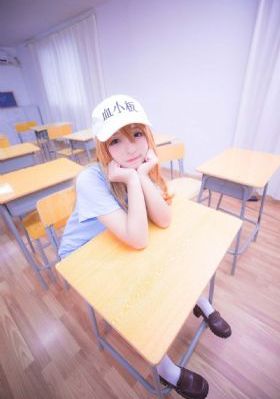 小镇春色_720BD在线观看